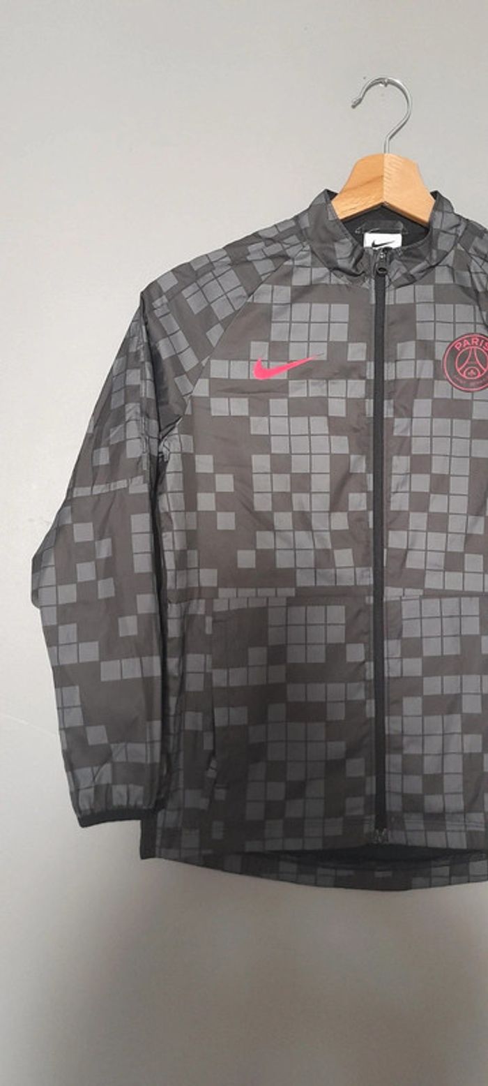Veste K-way Nike PSG - photo numéro 2