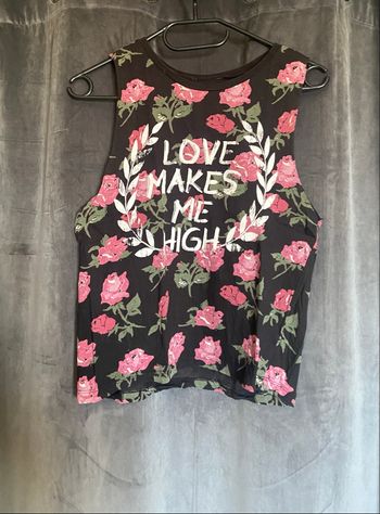 Debardeur Loves Make Me High a fleurs