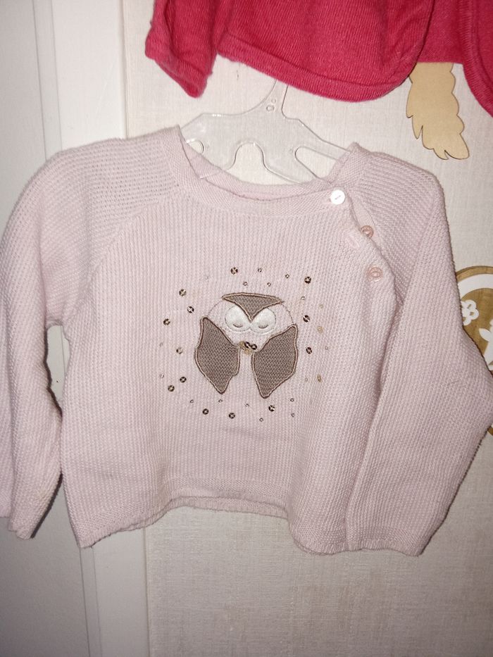 Lot de 2 hauts bébé fille obaibi ,12 mois gilet, pull rose - photo numéro 2