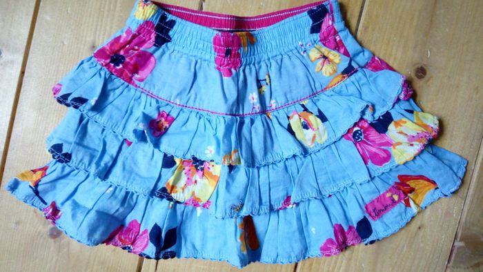 Jupe Catimini 12 mois en très bon état