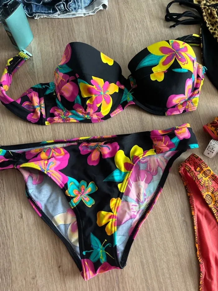 Lot 3 bikinis - photo numéro 2