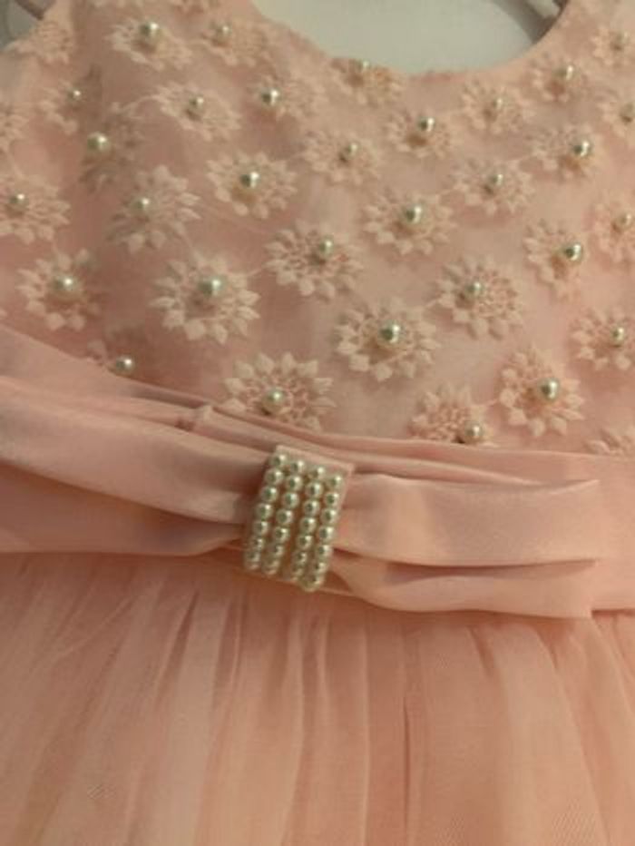 Belle robe de fête - photo numéro 5