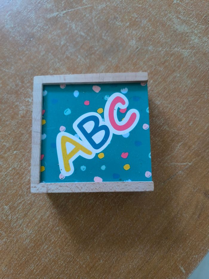 Puzzle alphabet