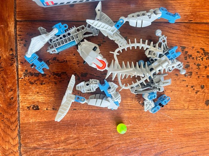 Lego bionicle : Thok 8905 - photo numéro 2