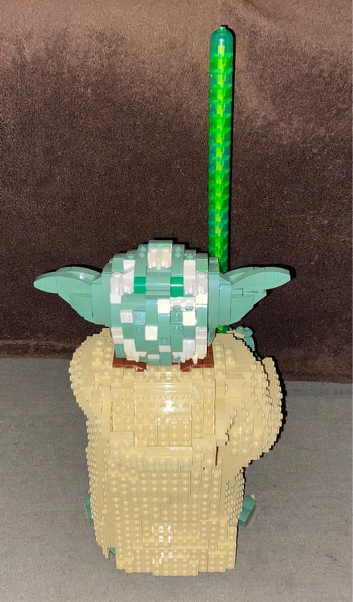 Lego Star Wars 75255 Yoda - photo numéro 3