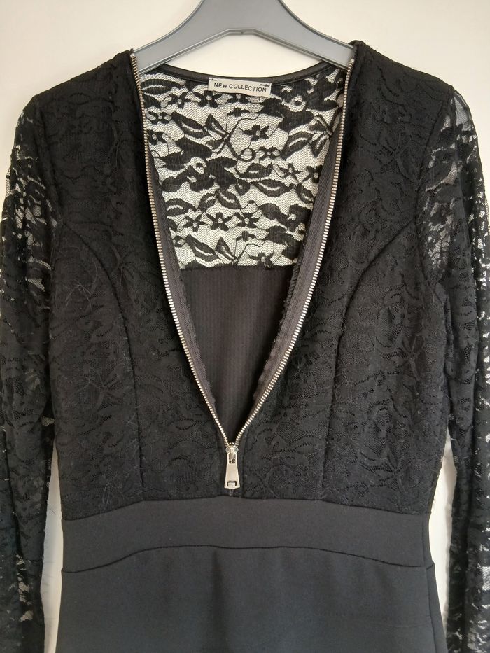 Robe moulante dentelle noire - photo numéro 2