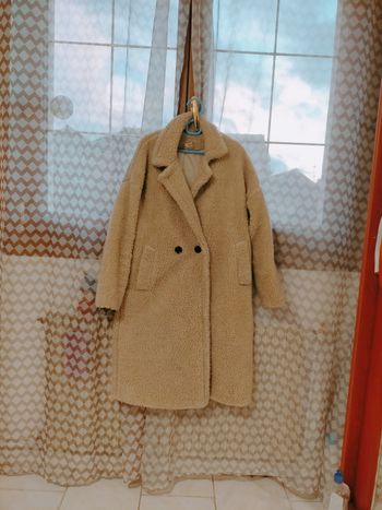 Manteau fausse fourrure