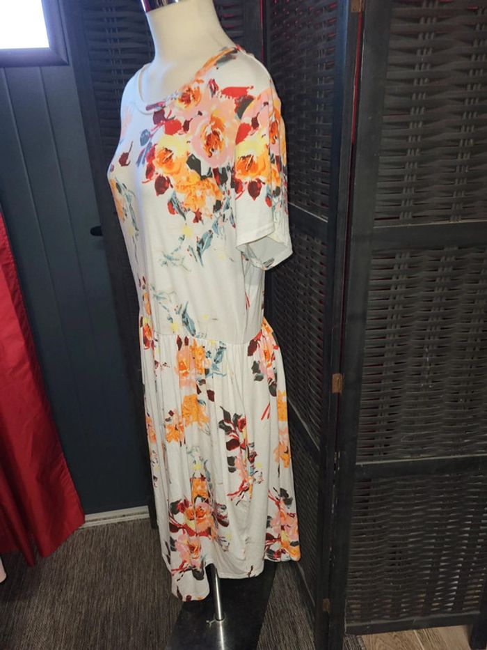Robe fleurie XXL - photo numéro 4