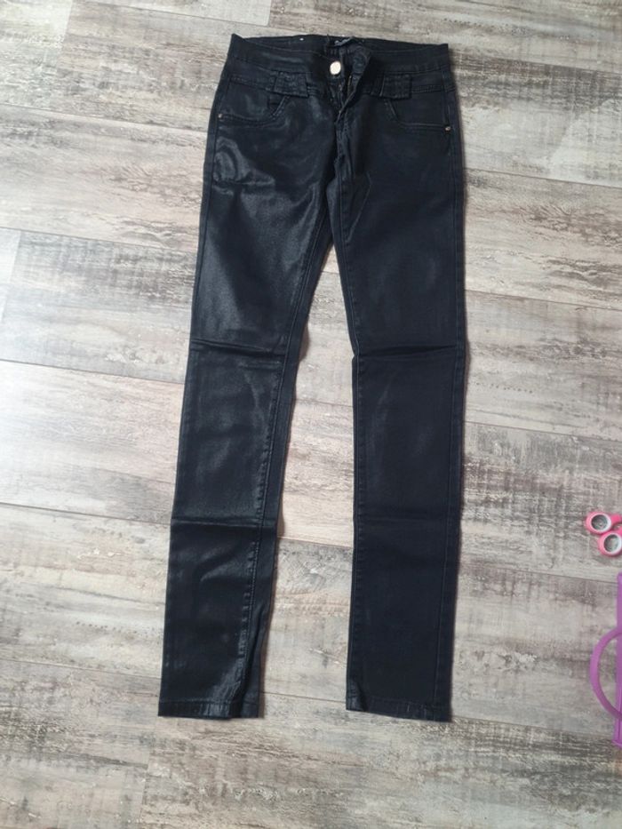 Pantalon simili