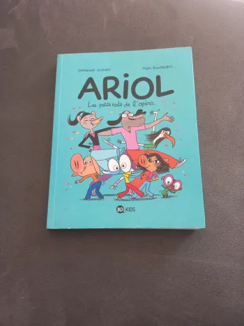 Livre bd kids ariol tome 10