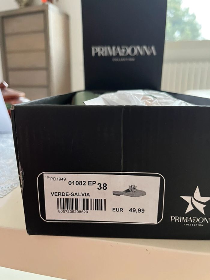 Prima donna collection sabots ou mules talon plat joli vert amende pointure 38 impec - photo numéro 17