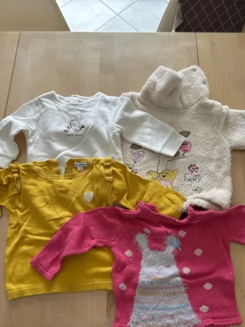 Lot de 4 pull 12 mois fille