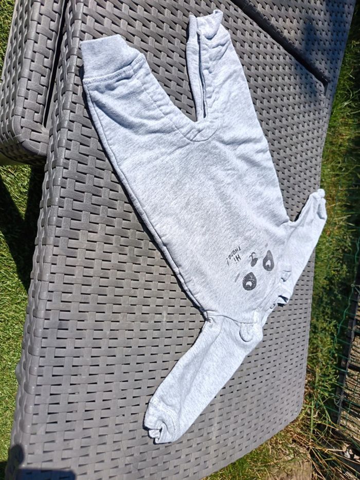 Combinaison grenouillère pyjama sans pied taille 3 mois Gémo 62 cm en très bon état - photo numéro 2