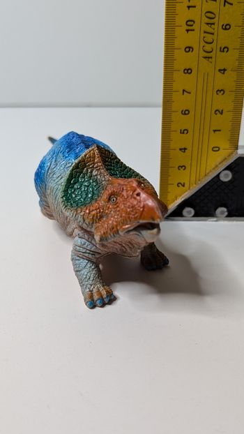 [Jouet] Figurine dinosaure Triceratops 1997