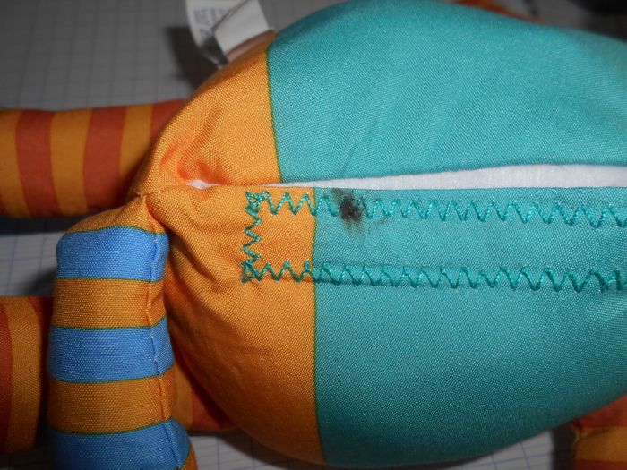 Peluche "Eclair", musicale, 44 chats à 0,50 EURO - photo numéro 3