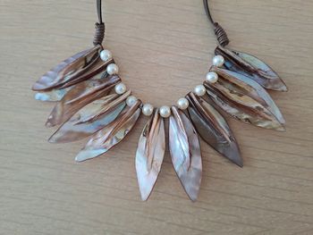 Collier nacre - neuf