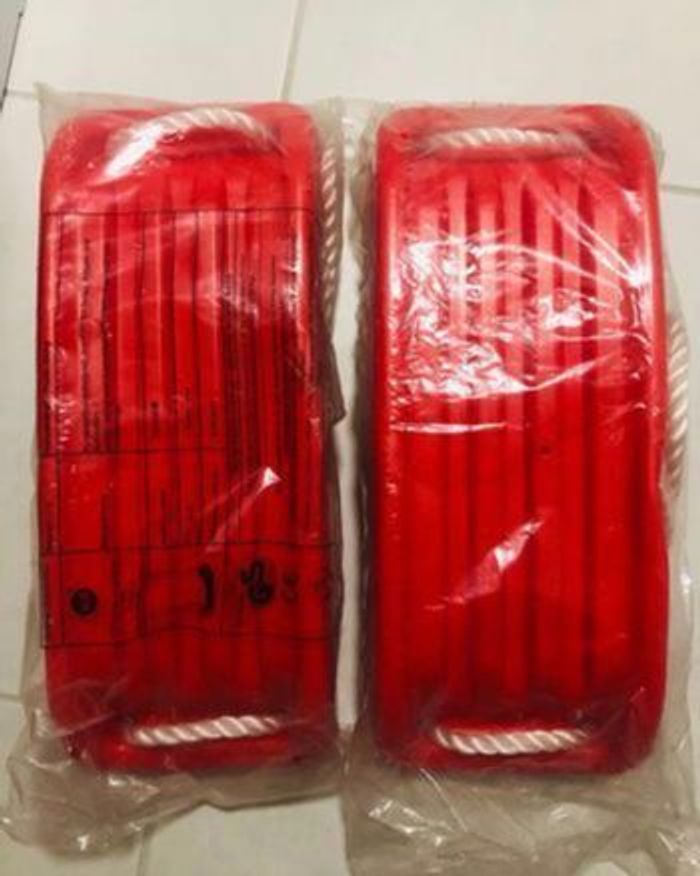 Lot de 2 balançoires enfant rouge NEUVE - photo numéro 6