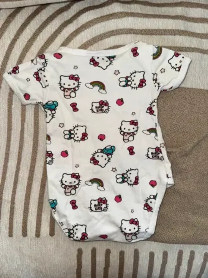 Body Hello Kitty - photo numéro 2