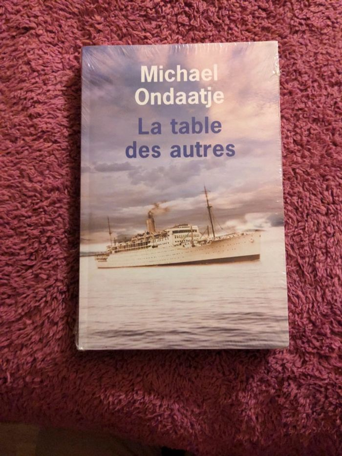La table des autres de Michael Ontaadje