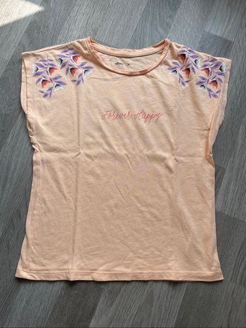 T-shirt orange