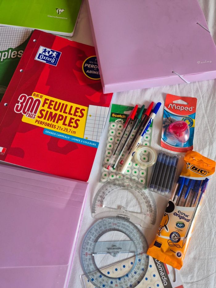 Lot fournitures scolaires - photo numéro 4