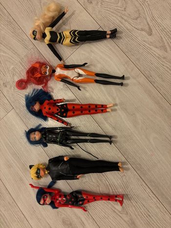 Lot poupée miraculous 