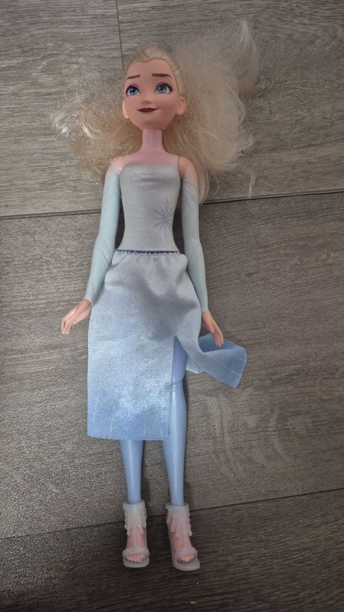 Poupée elsa reine des neiges et son cheval - photo numéro 2