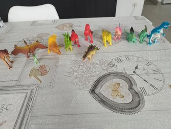 Lot de dinausore