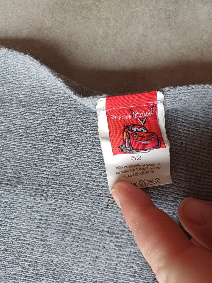 Lot écharpe, bonnet, gants CARS taille 52 (7-12 ans) - photo numéro 2