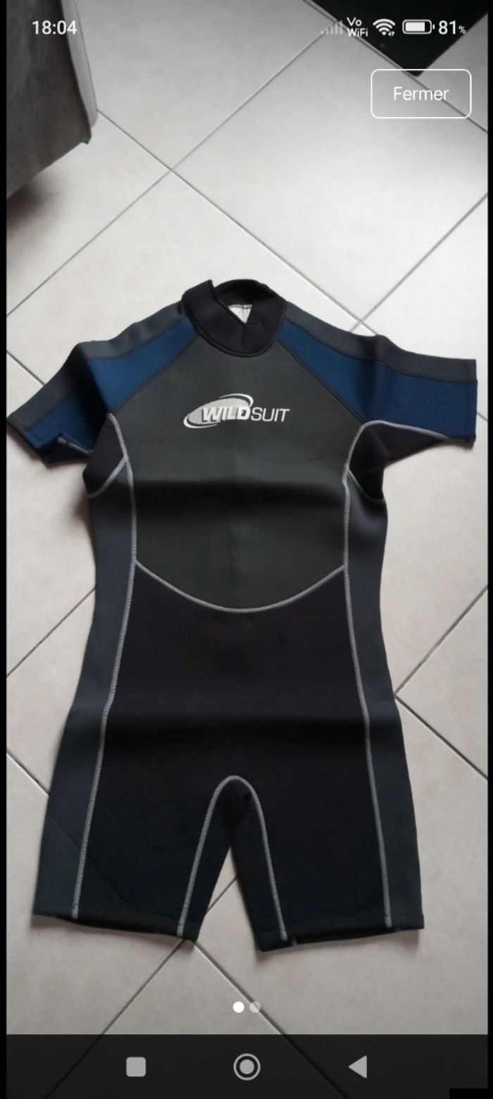 Combinaison de plongée