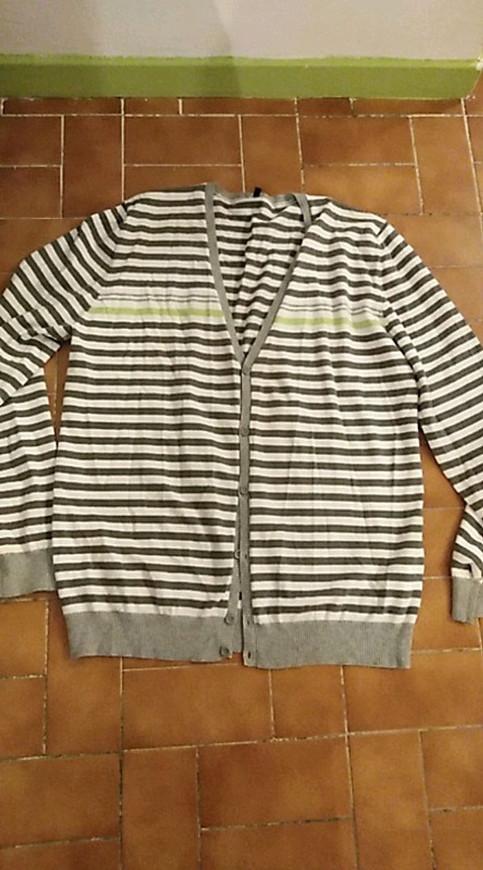 Gilet neuf Benetton taille 44