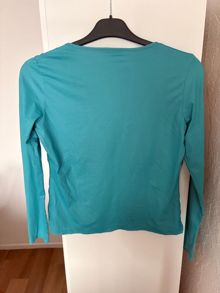 Top  bleu - photo numéro 2