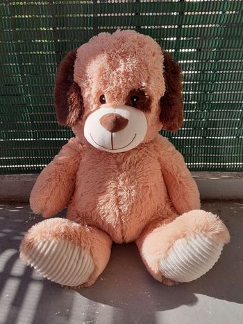 CHIEN en peluche NEUF