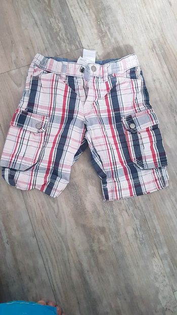 Short garçon cyrillus taille 5 ans