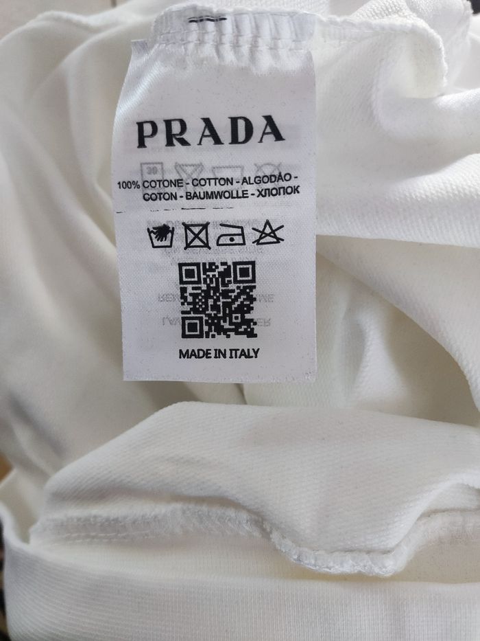 Sweat-shirt Prada blanc neuf taille S - photo numéro 4
