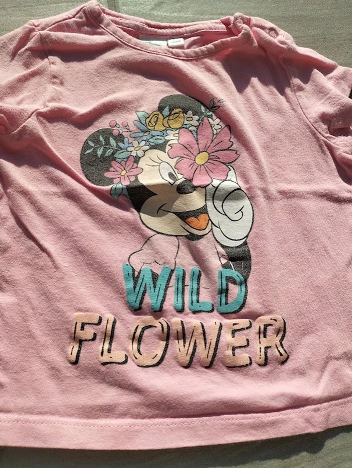 Lot n° 443 T-shirt Minnie manches courtes Disney Baby 18 mois - photo numéro 3