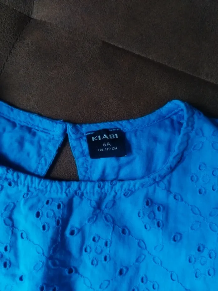 Jolie robe broderie anglaise bleu 6 ans - photo numéro 5