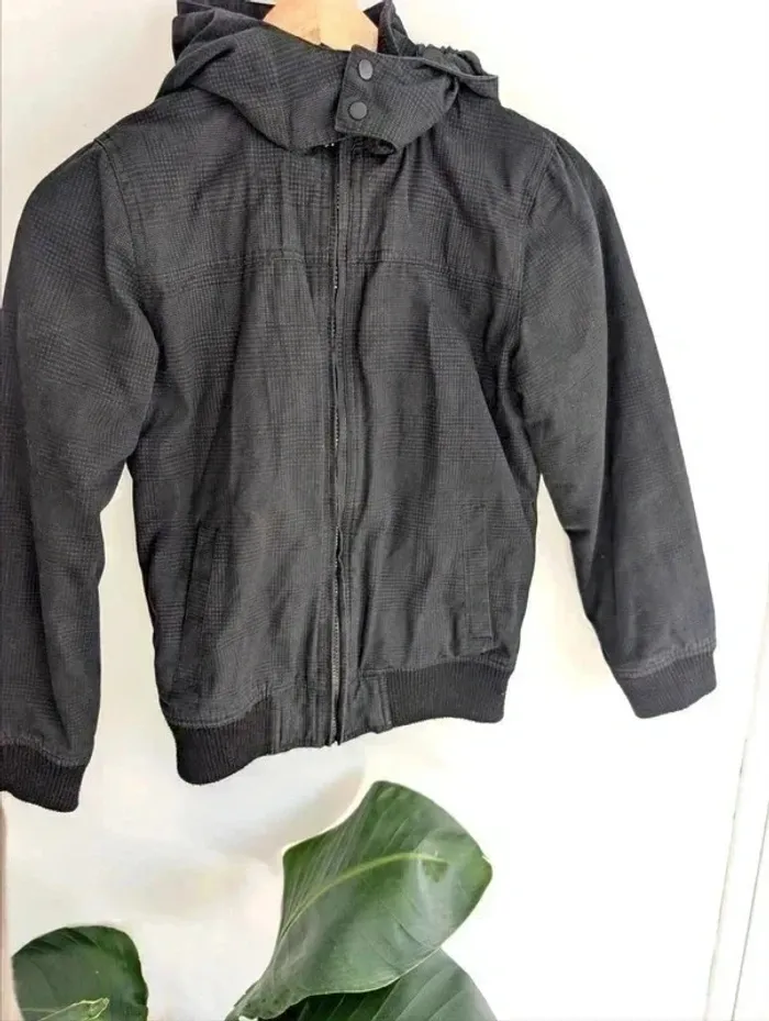 Doudoune Grise/ Noire bien chaude - photo numéro 3