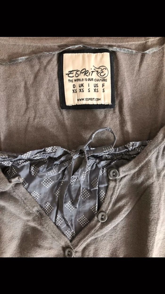 Top Esprit - photo numéro 2