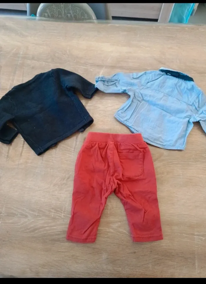 Ensemble garçon 1 mois très bon état - photo numéro 11