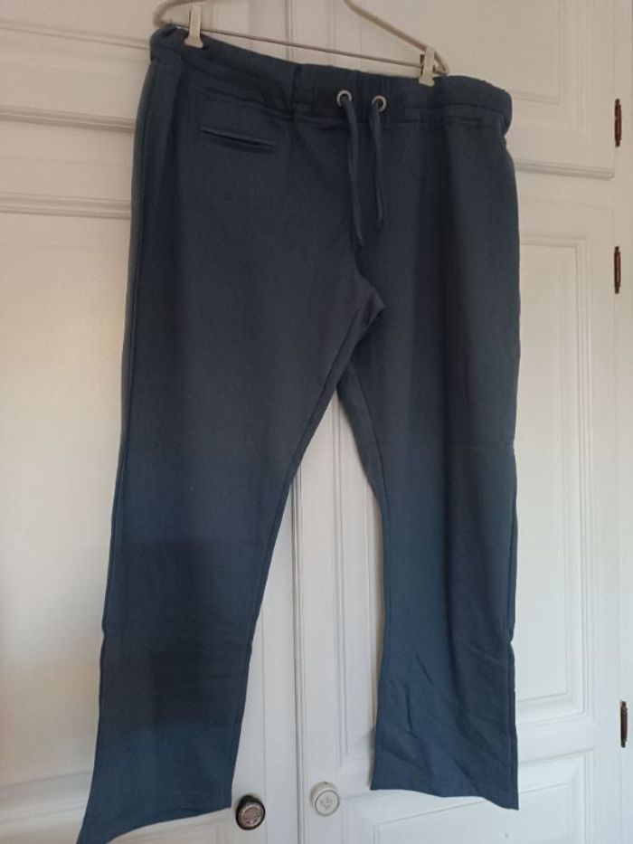 Pantalon molletoné