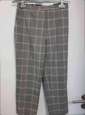 pantalon habillé  a  carreaux  gris taille 38