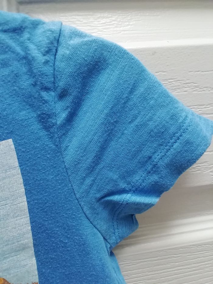 Vends t-shirt garçon été bleu avec motif sur le devant - photo numéro 5