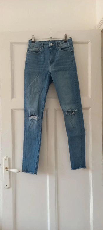 Jean skinny troué bleu H&M 38