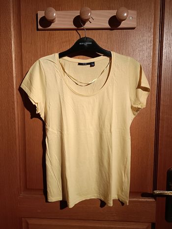 Tee-shirt jaune
