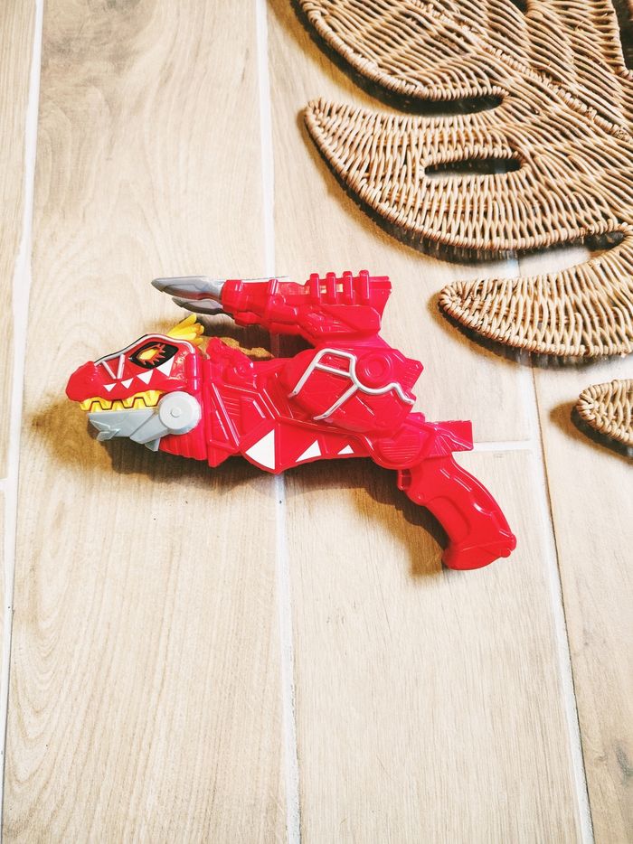 🔫 Power rangers dino charge dx pistolet blaster électronique sonore et transformable en Tyrannosaure - photo numéro 2