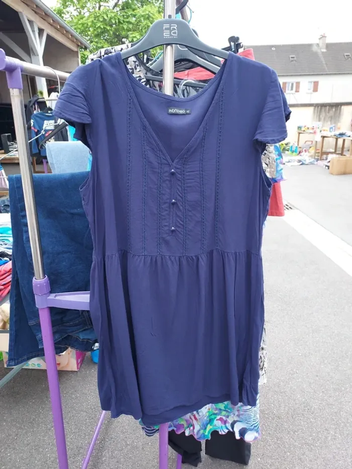 Robe court légère taille 42