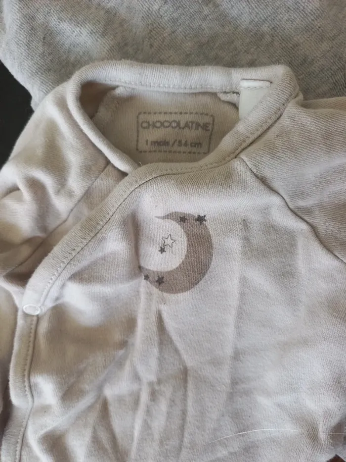 pyjamas et body bébé 1 mois - photo numéro 5