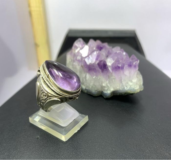 Bague en pierre améthyste