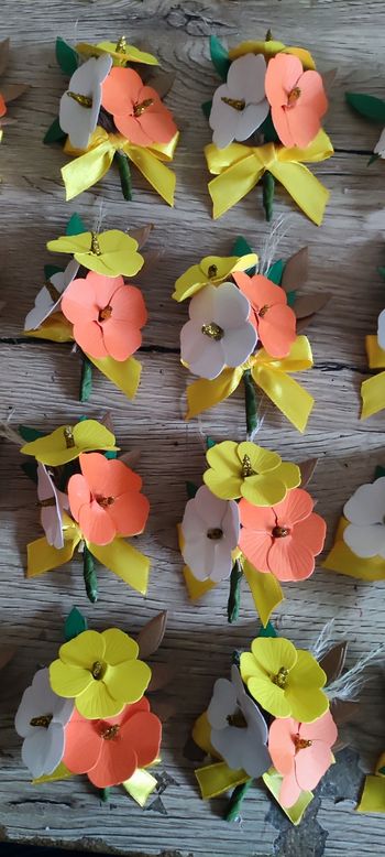 Boutonnières thème "tropical"